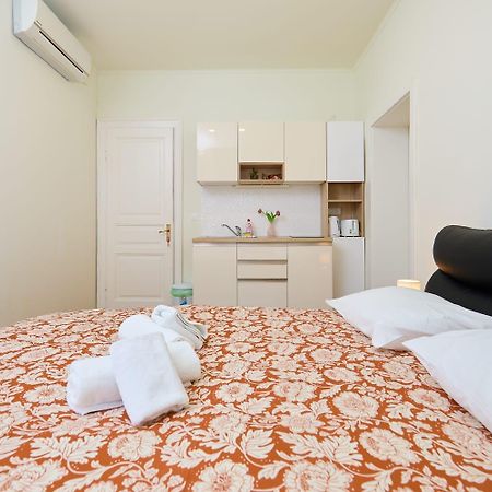 Spacious 4 Bedroom Dubrovnik Apartment Exteriör bild