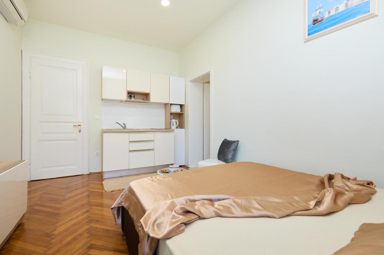 Spacious 4 Bedroom Dubrovnik Apartment Exteriör bild